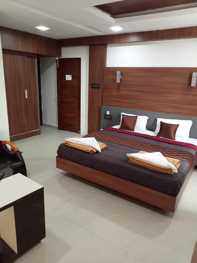 Grand Meridian Vinnamangalam Eksteriør billede